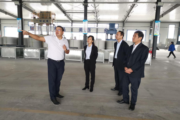 陜西航天建設集團有限公司總經理、黨委副書記謝明娟率隊赴遼寧一諾環保產業集團開展考察調研工作