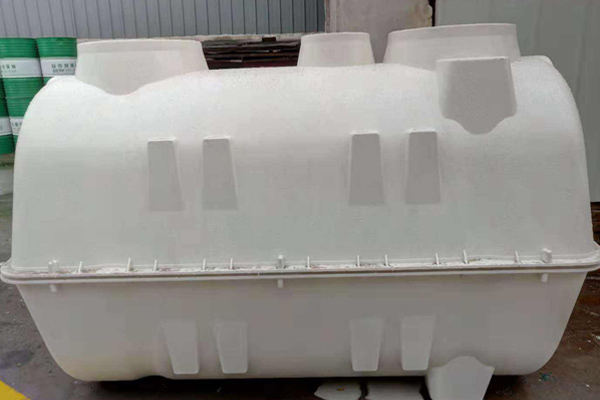 玻璃鋼模壓化糞池在進行安裝施工的時候要注意些什么 玻璃鋼模壓化糞池在進行安裝施工的時候要注意些什么